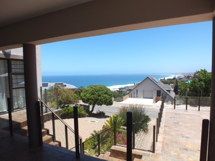4 Bedroom Property for Sale in Dana Bay Western Cape